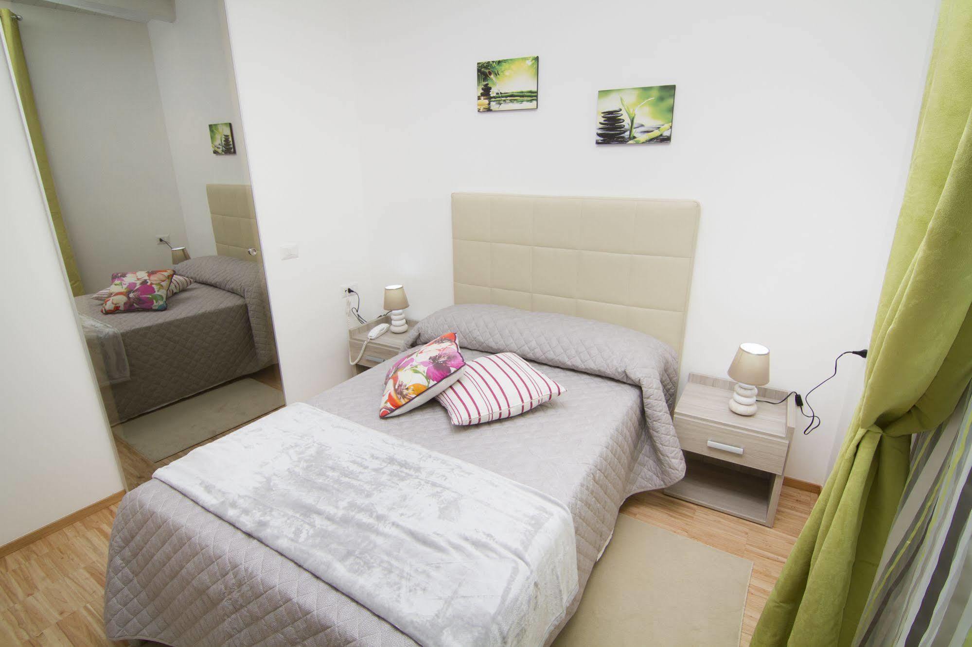 Al Bastione Relais Suite & Rooms Gravina in Puglia Buitenkant foto